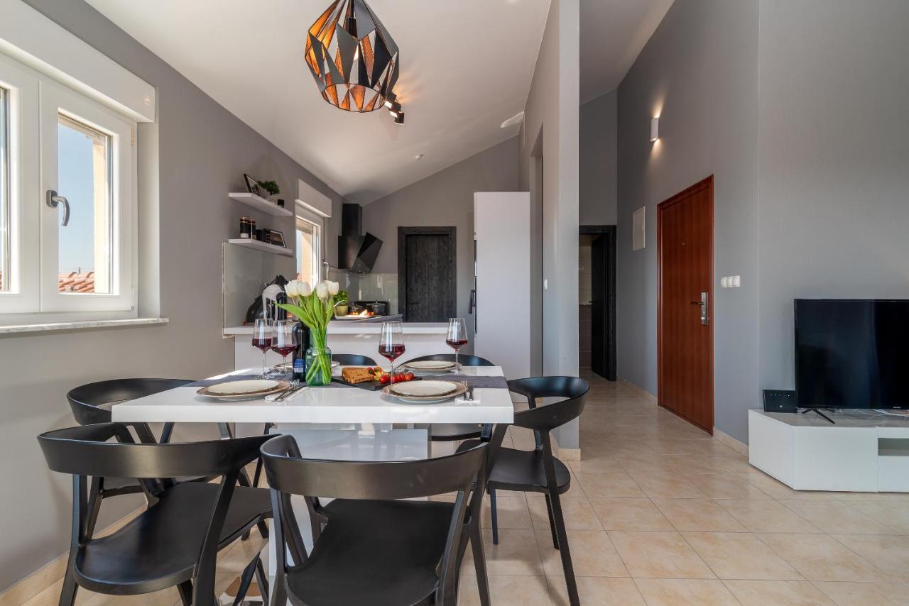 Apartment No. 8 Trogir Exterior foto